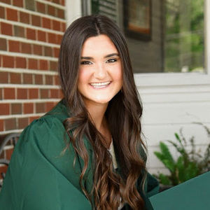 Meet your Posher, Madelyn